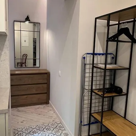 Sweet Near Opera House * 利沃夫